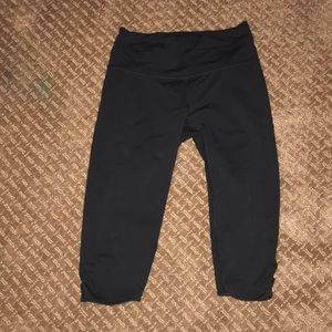 Lulu lemon cropped pants